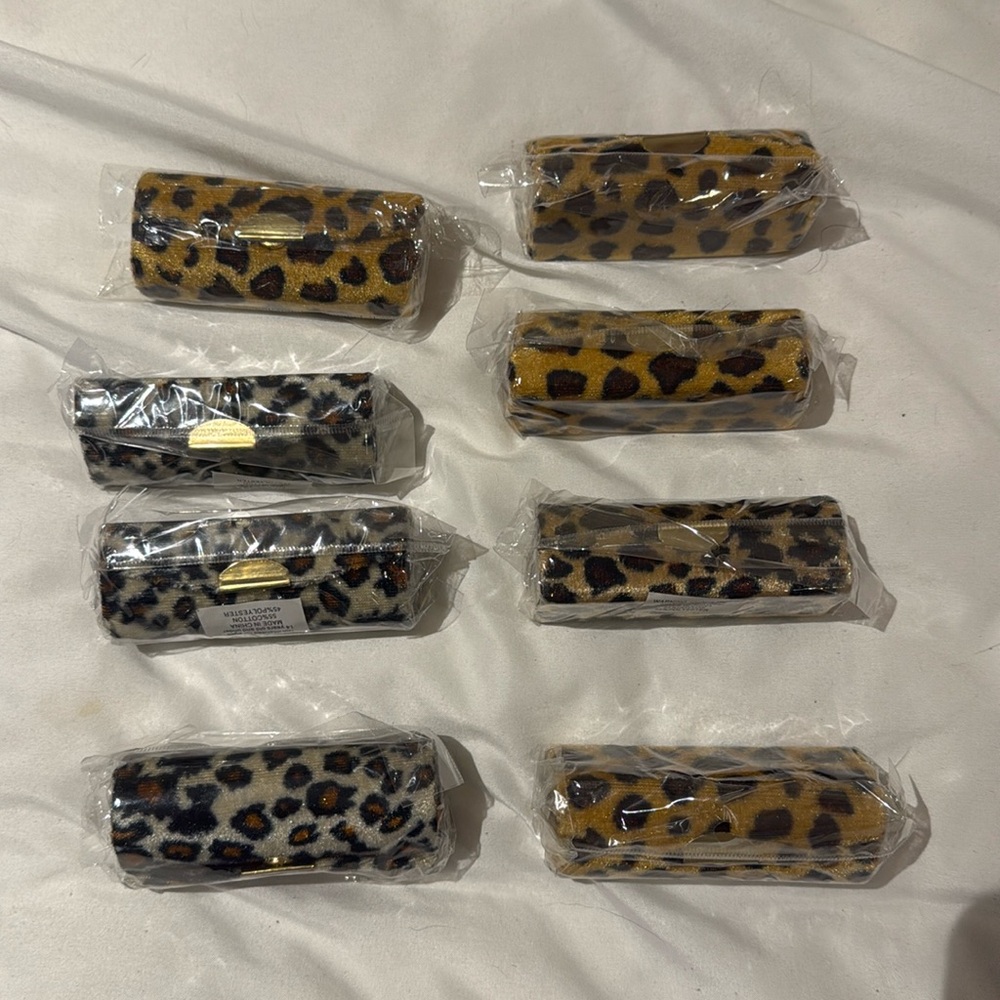 New Woman’s Lipstick Holder with Mirror
 Set of 8